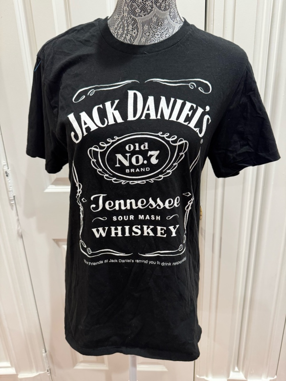 Jack Daniels Black Tennessee Whiskey Logo T-Shirt 100% Cotton Size M